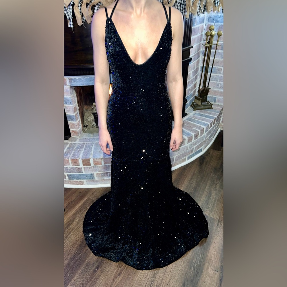 Elegant Black Sequin Evening Gown